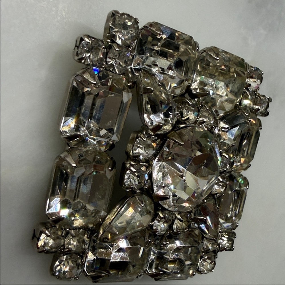 Albert Weiss Silver Crystal Brooch - Picture 5 of 6